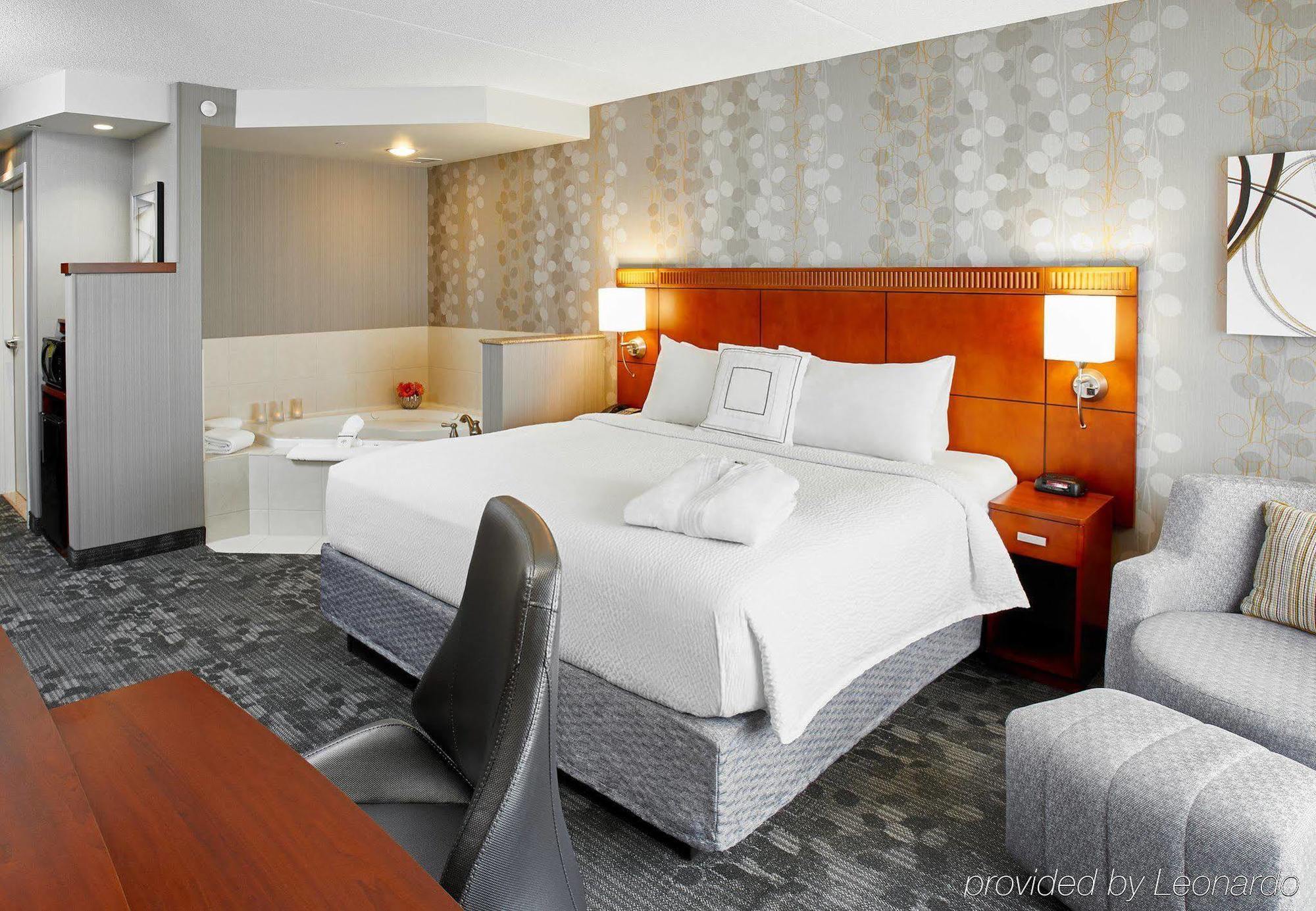 Hotel Courtyard By Marriott Toronto Brampton Exteriér fotografie